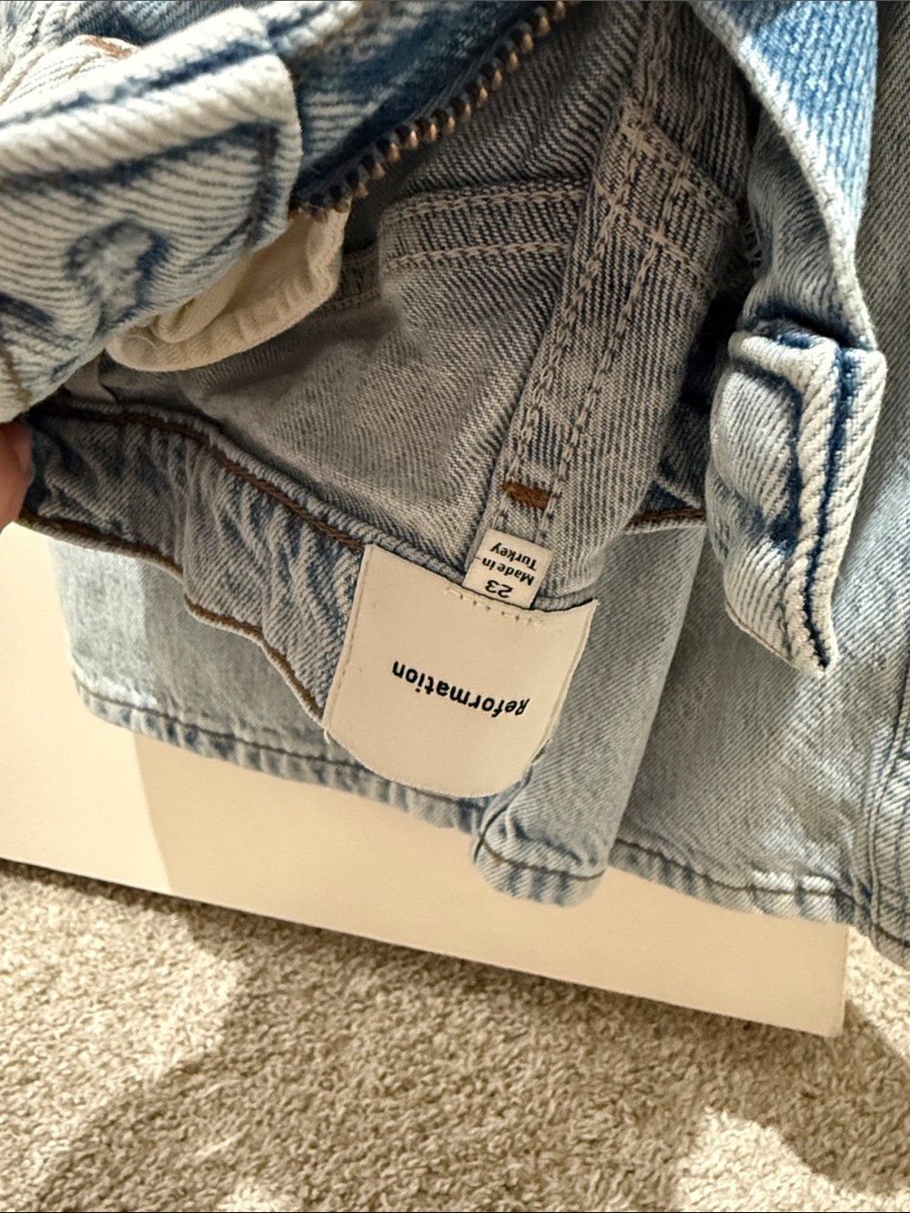 Reformation Cary Low Rise Slouchy Wide Leg Jeans Blue - Size 23